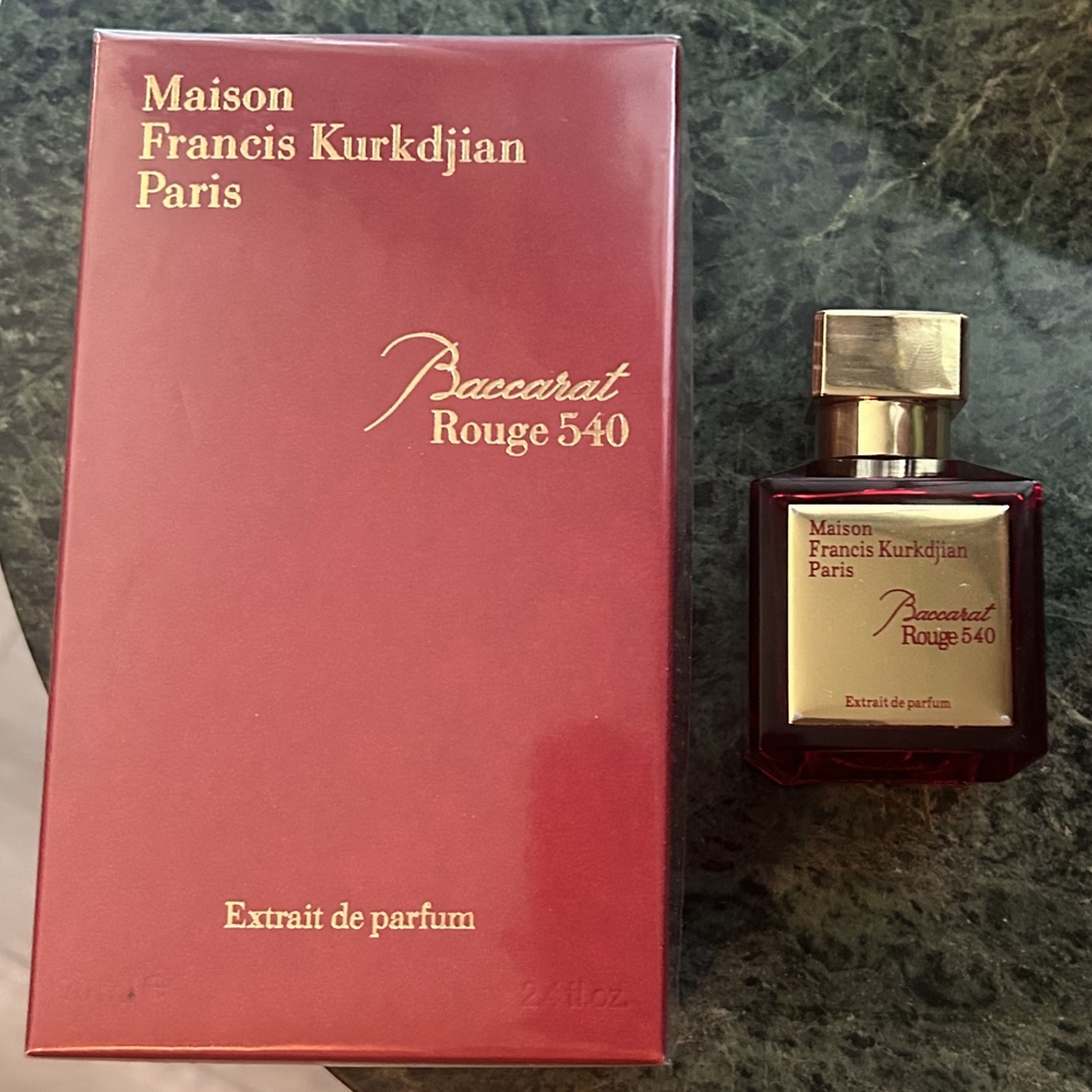 Maison Francis Kurkdjian Rouge 540 Extrait with Gold Cap